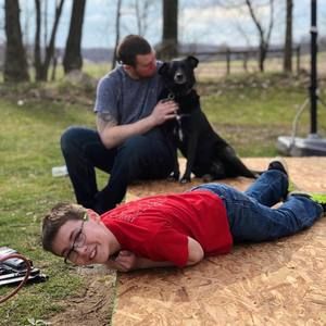 Meet your Posher, Dustin